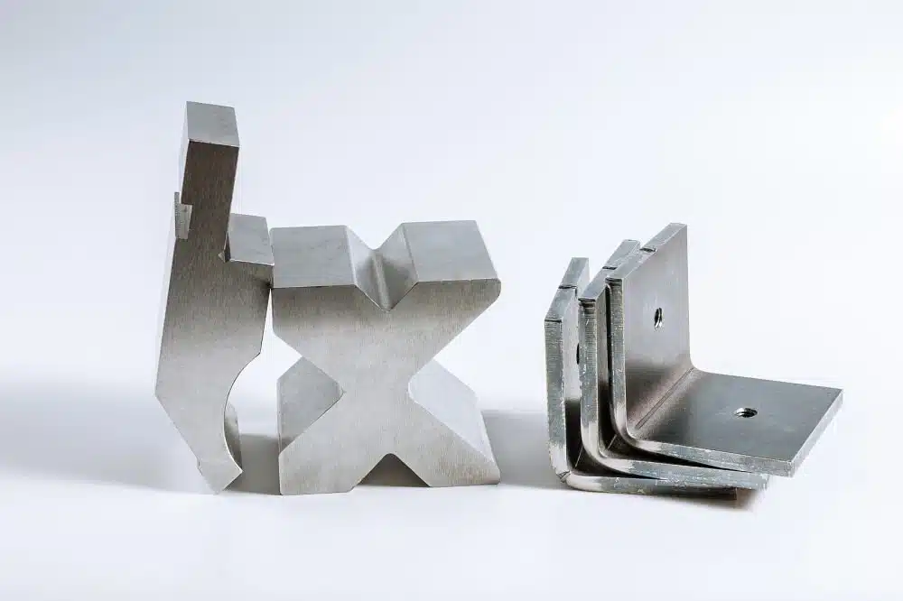 3 Things You Must Know About Press Brake Dies life Calculation 2 Factors That Affect The Life of Press Brake Dies